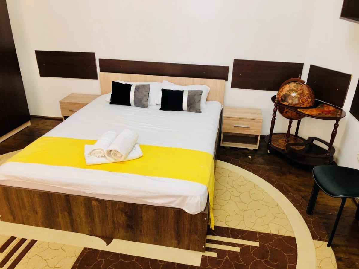 Ultra-Central Apartment Just In Union Squere Timisoara Esterno foto