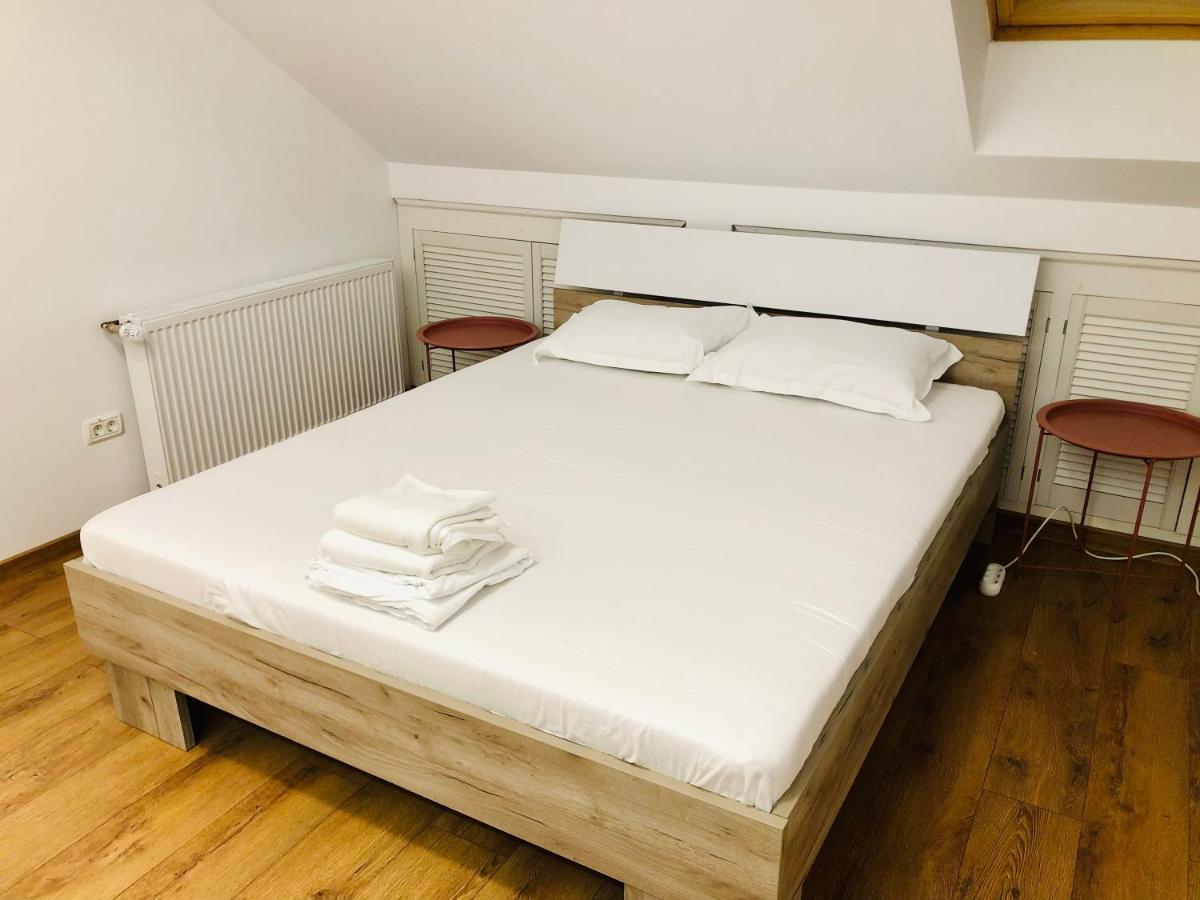 Ultra-Central Apartment Just In Union Squere Timisoara Esterno foto