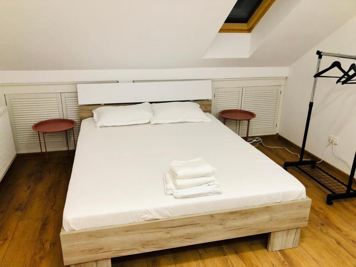 Ultra-Central Apartment Just In Union Squere Timisoara Esterno foto